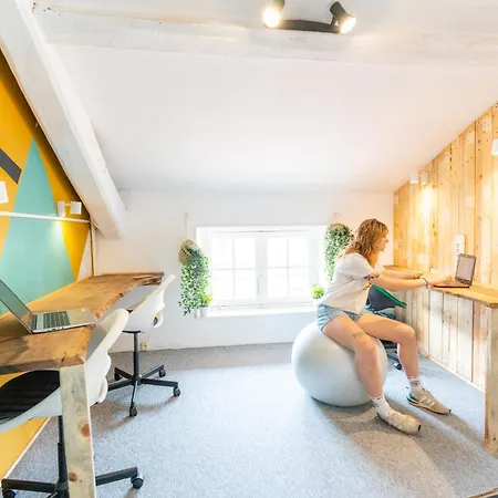 Surf Bed & Breakfast