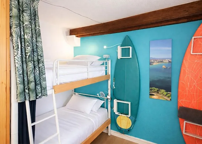 Surf Bed & Breakfast *