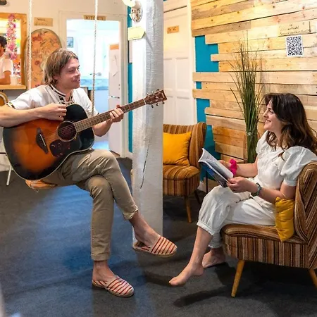 Couette-café Surf Biarritz